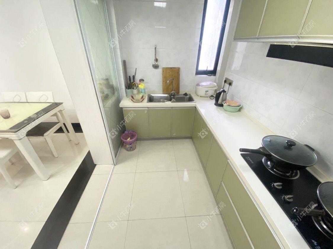 镇江欧洲城在售二手房源室内图_小牛看房