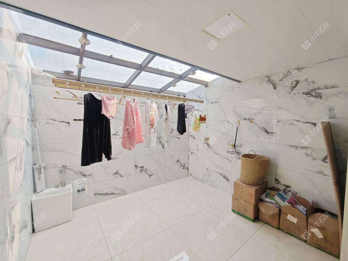 镇江龙凤山庄在售二手房源室内图_小牛看房