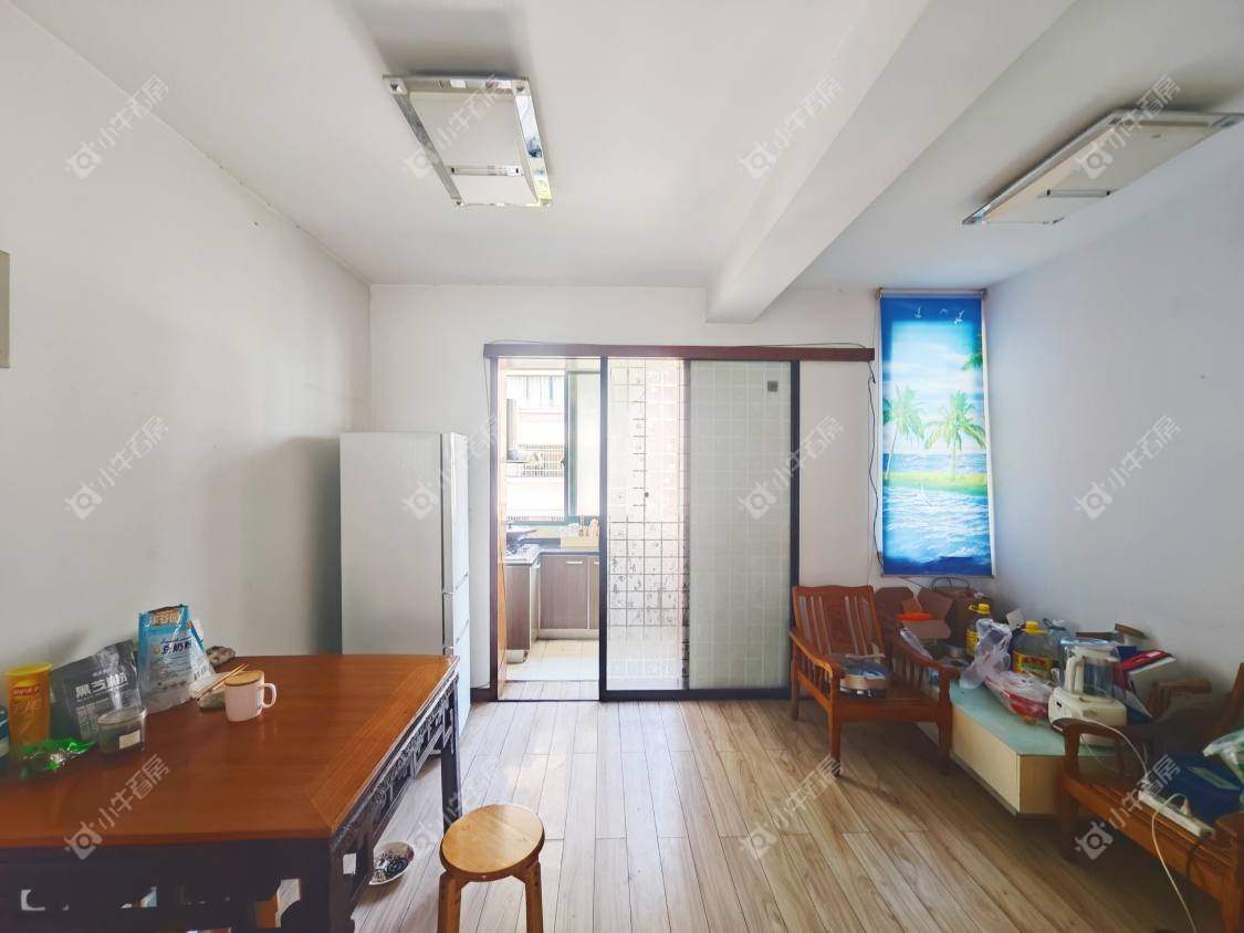 镇江幸福三区在售二手房源室内图_小牛看房