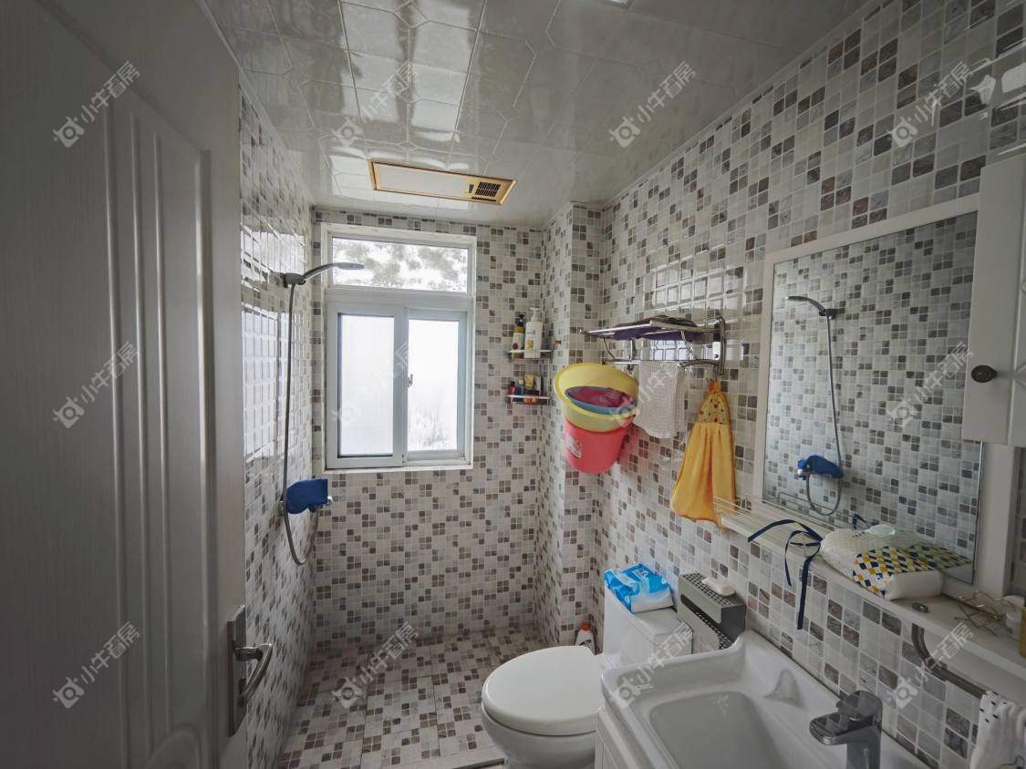 镇江美亚华悦在售二手房源室内图_小牛看房