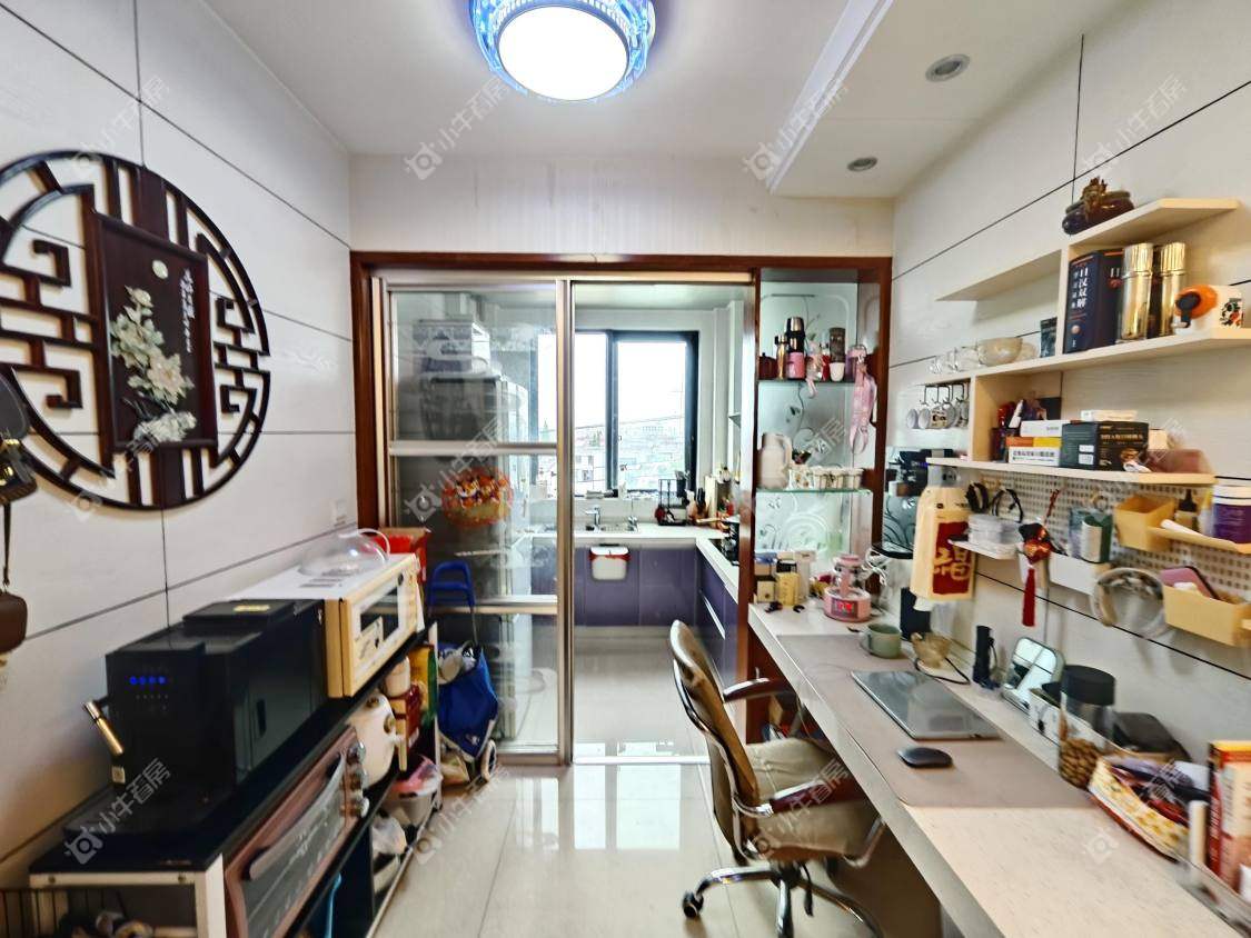 镇江世纪豪都在售二手房源室内图_小牛看房