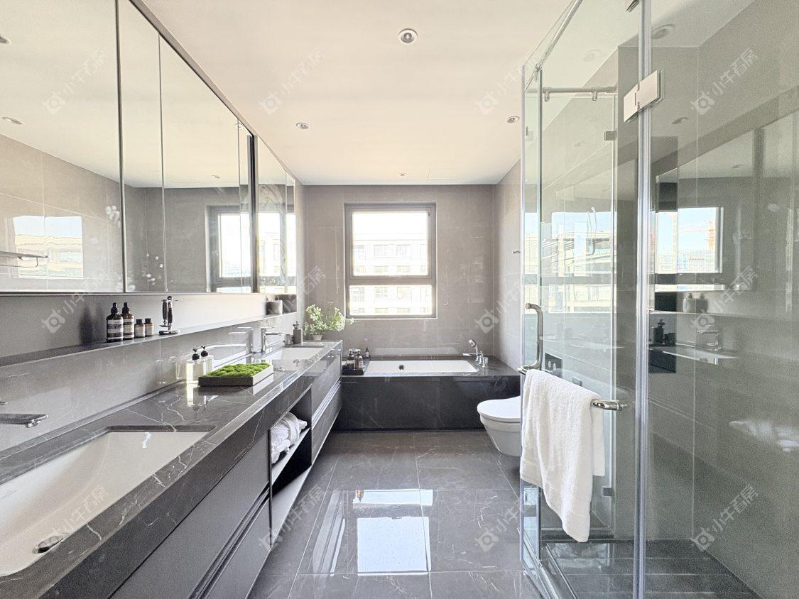 镇江金茂云镜府在售二手房源室内图_小牛看房