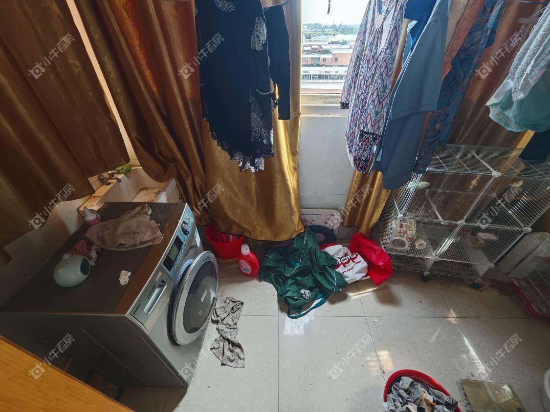 镇江东南新城在售二手房源室内图_小牛看房