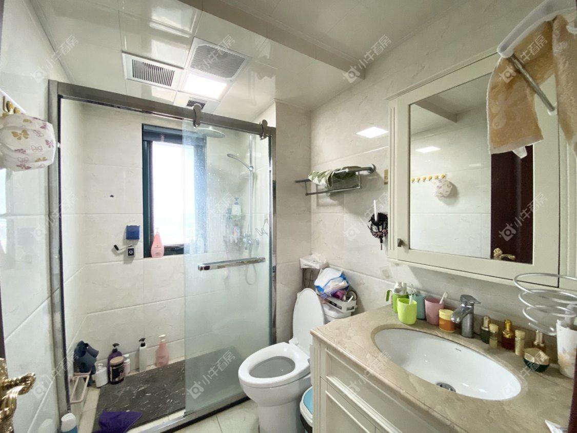 镇江恒大城在售二手房源室内图_小牛看房