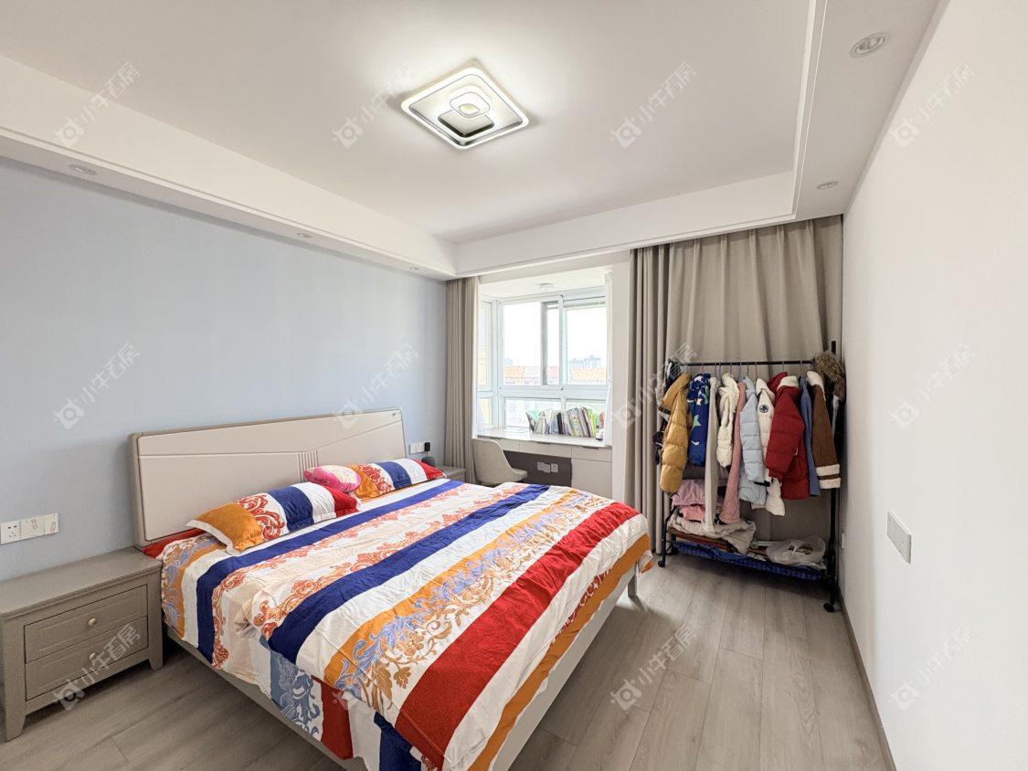 镇江粤港臻园在售二手房源室内图_小牛看房