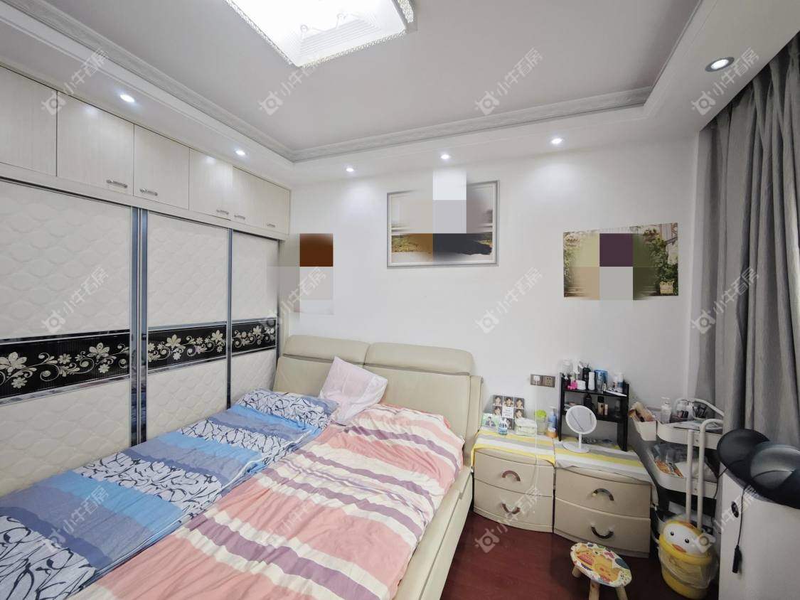 镇江世纪豪都在售二手房源室内图_小牛看房