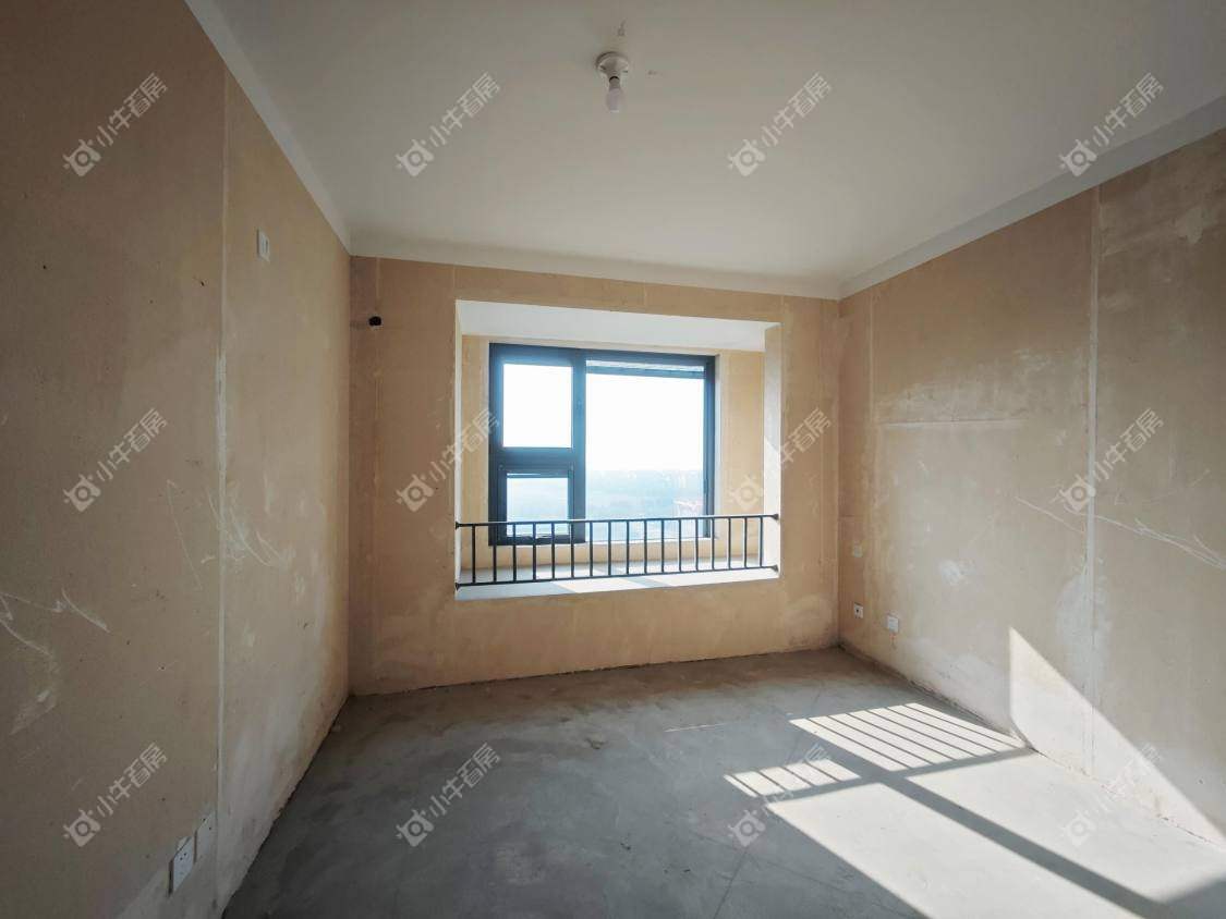 镇江融创华南映在售二手房源室内图_小牛看房