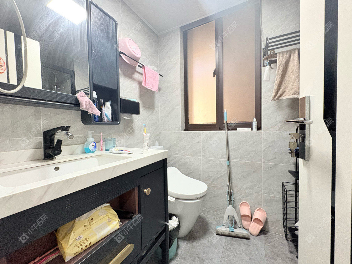 镇江华都幸福里在售二手房源室内图_小牛看房