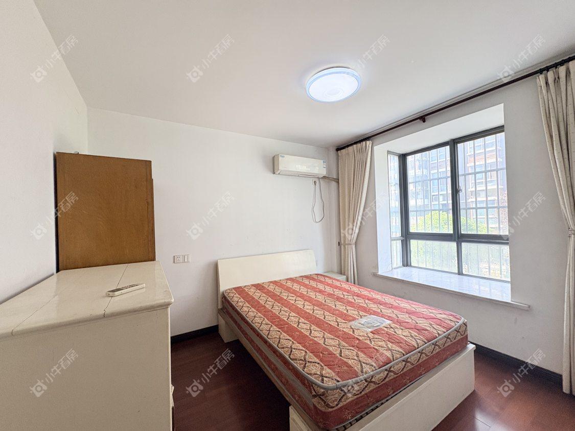 镇江开泰苑在售二手房源室内图_小牛看房