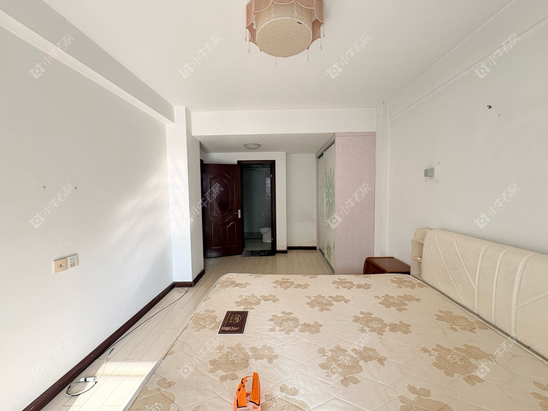 镇江凤翔花园在售二手房源室内图_小牛看房