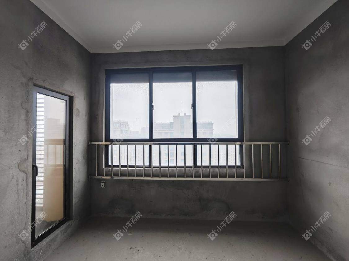 镇江昆仑华府在售二手房源室内图_小牛看房