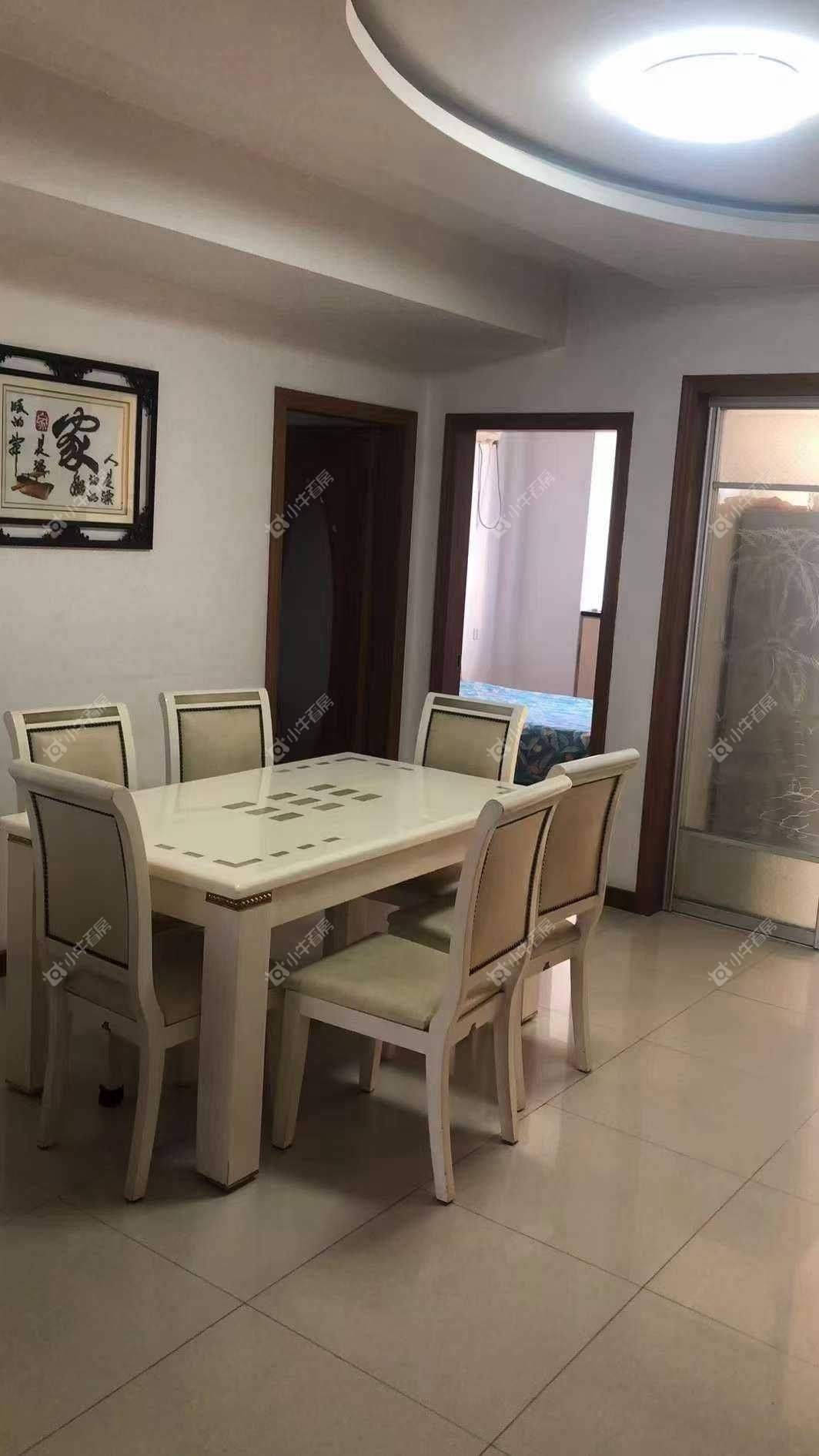 镇江凤翔花园在售二手房源室内图_小牛看房