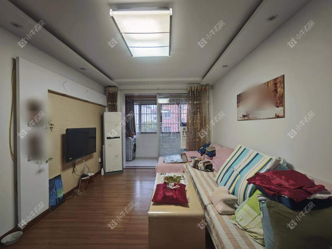 镇江玉乳泉小区在售二手房源室内图_小牛看房