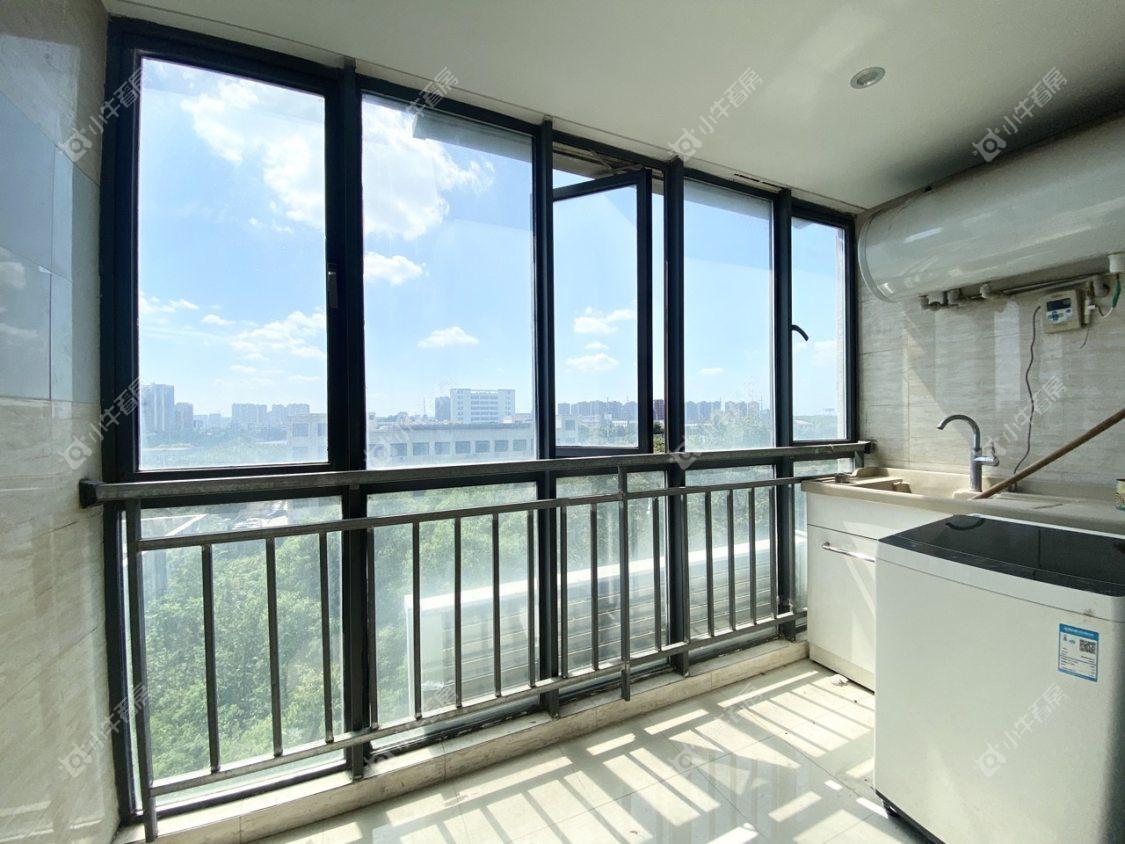 镇江凤凰国际在售二手房源室内图_小牛看房