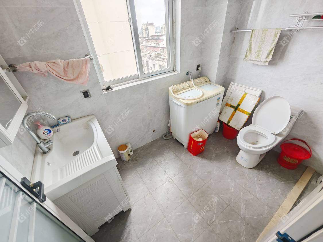 镇江河阳新城在售二手房源室内图_小牛看房