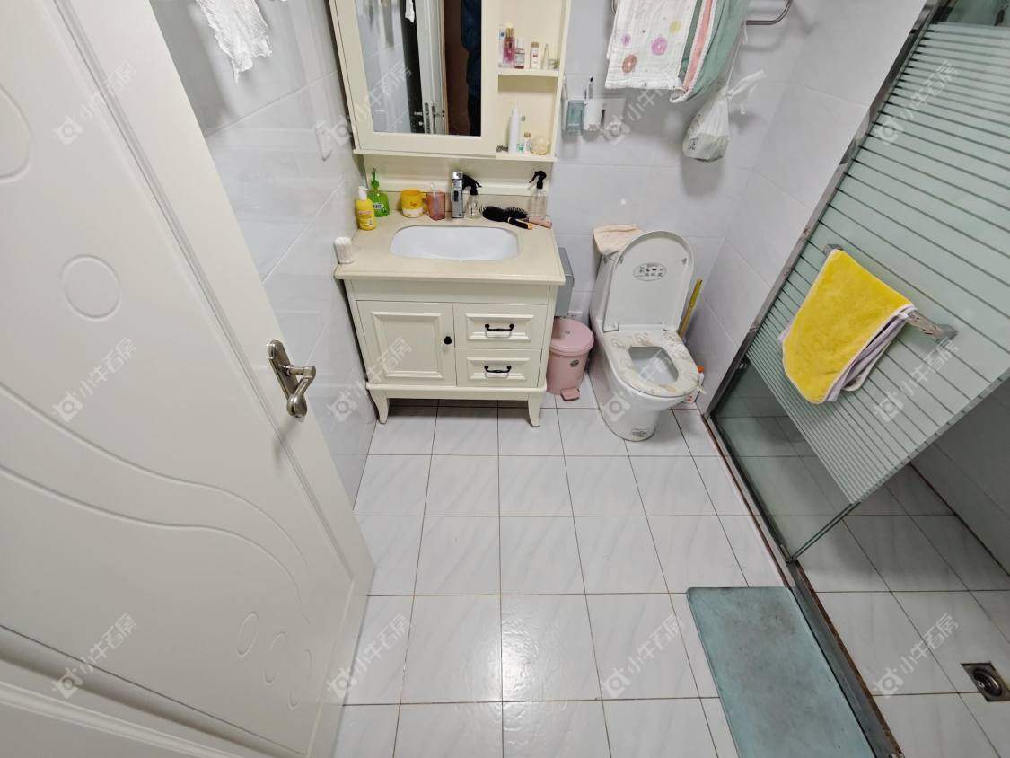 镇江佳景天城在售二手房源室内图_小牛看房