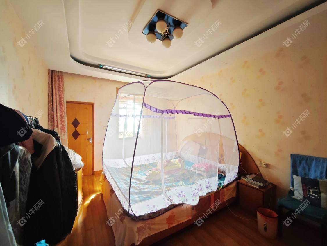 镇江东风建筑公司住宅楼在售二手房源室内图_小牛看房