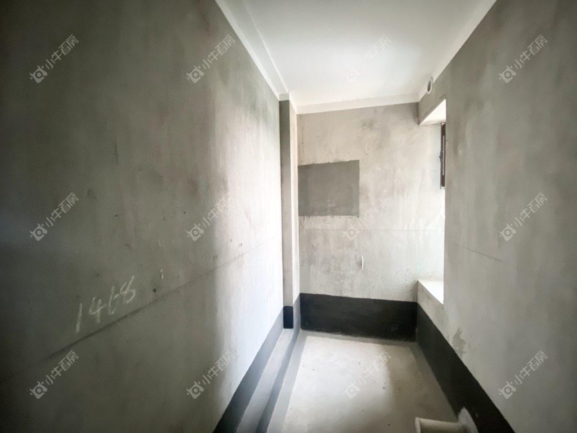 镇江碧桂园樾府在售二手房源室内图_小牛看房