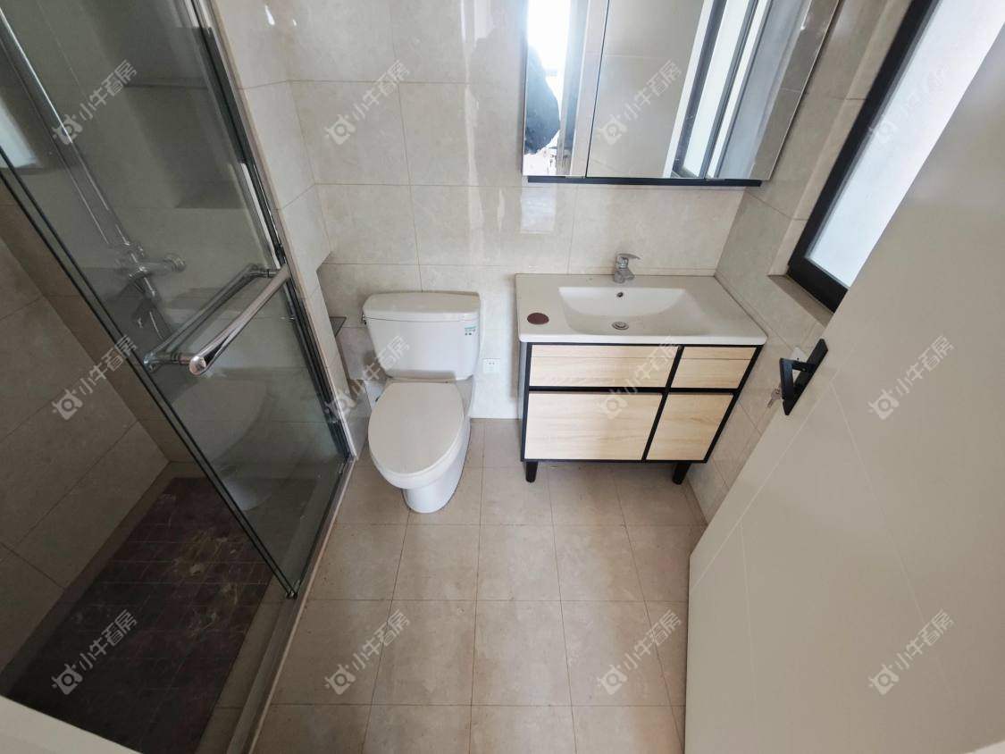 镇江昆仑华府在售二手房源室内图_小牛看房