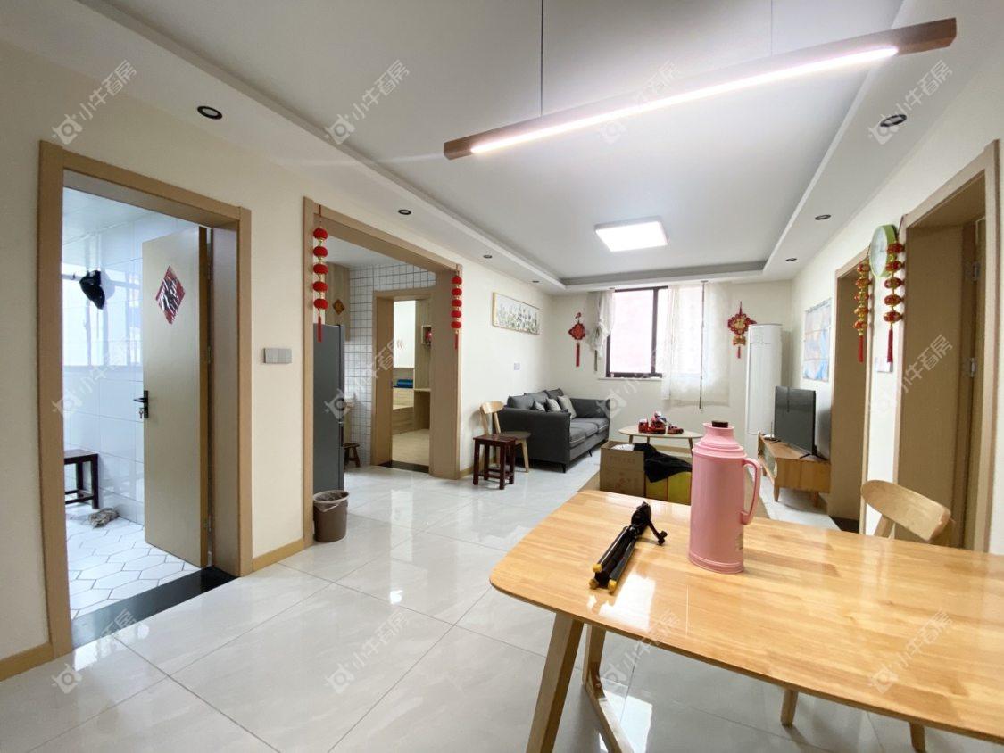 镇江迎春小区在售二手房源室内图_小牛看房