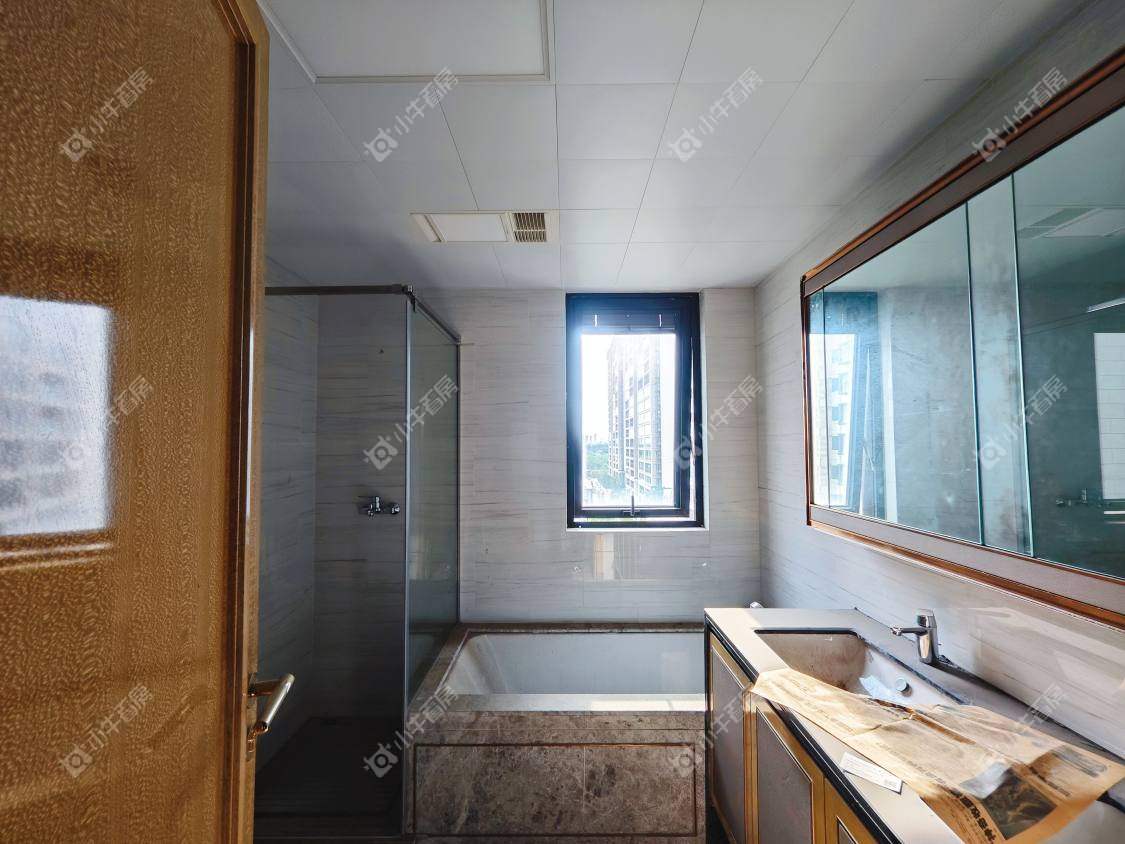 镇江红星天铂在售二手房源室内图_小牛看房