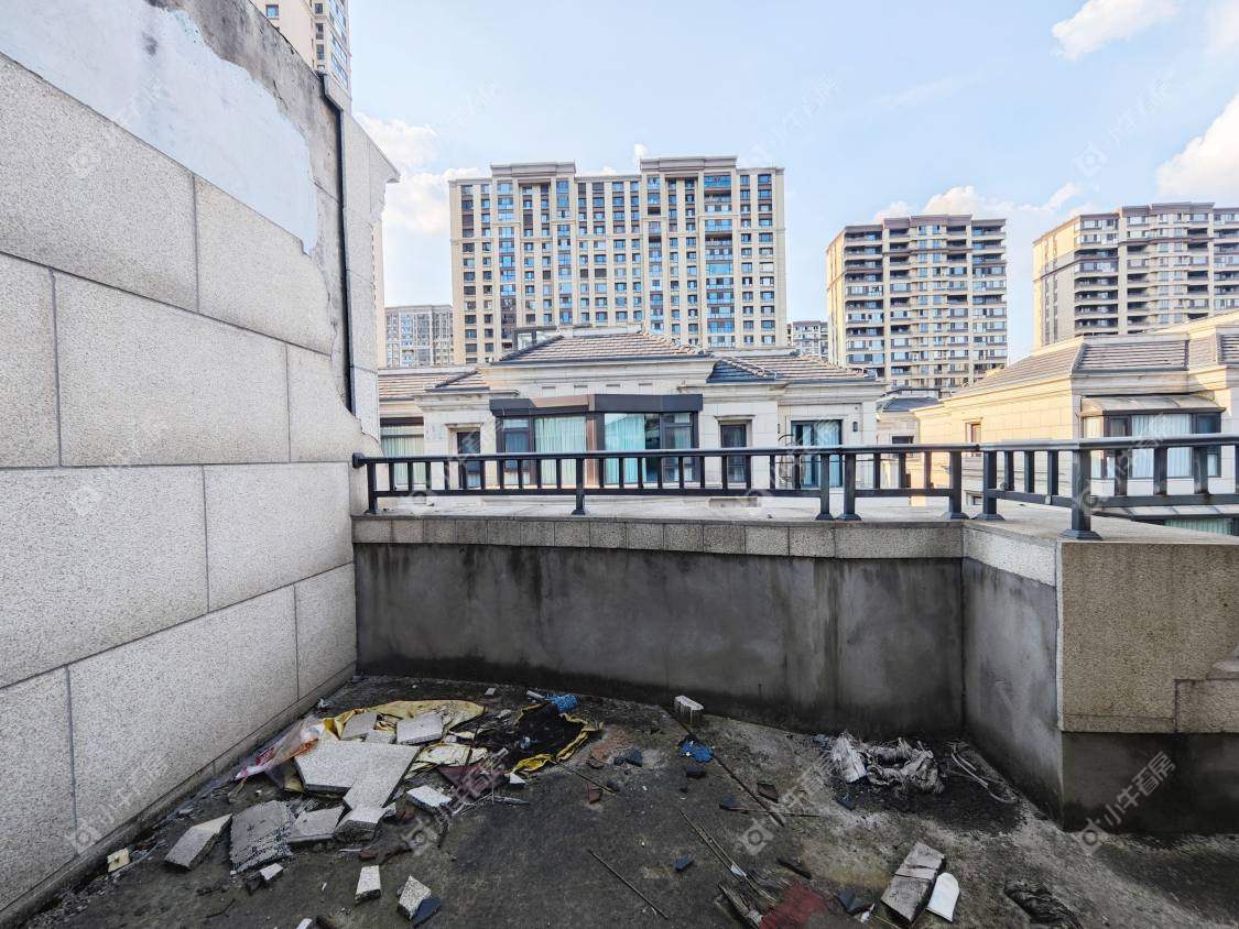 镇江大亚第一城别墅在售二手房源室内图_小牛看房