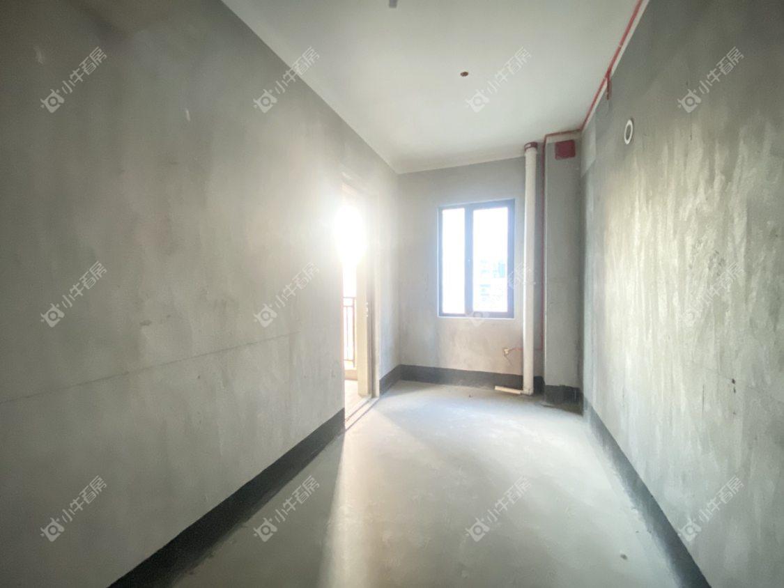 镇江碧桂园樾府在售二手房源室内图_小牛看房