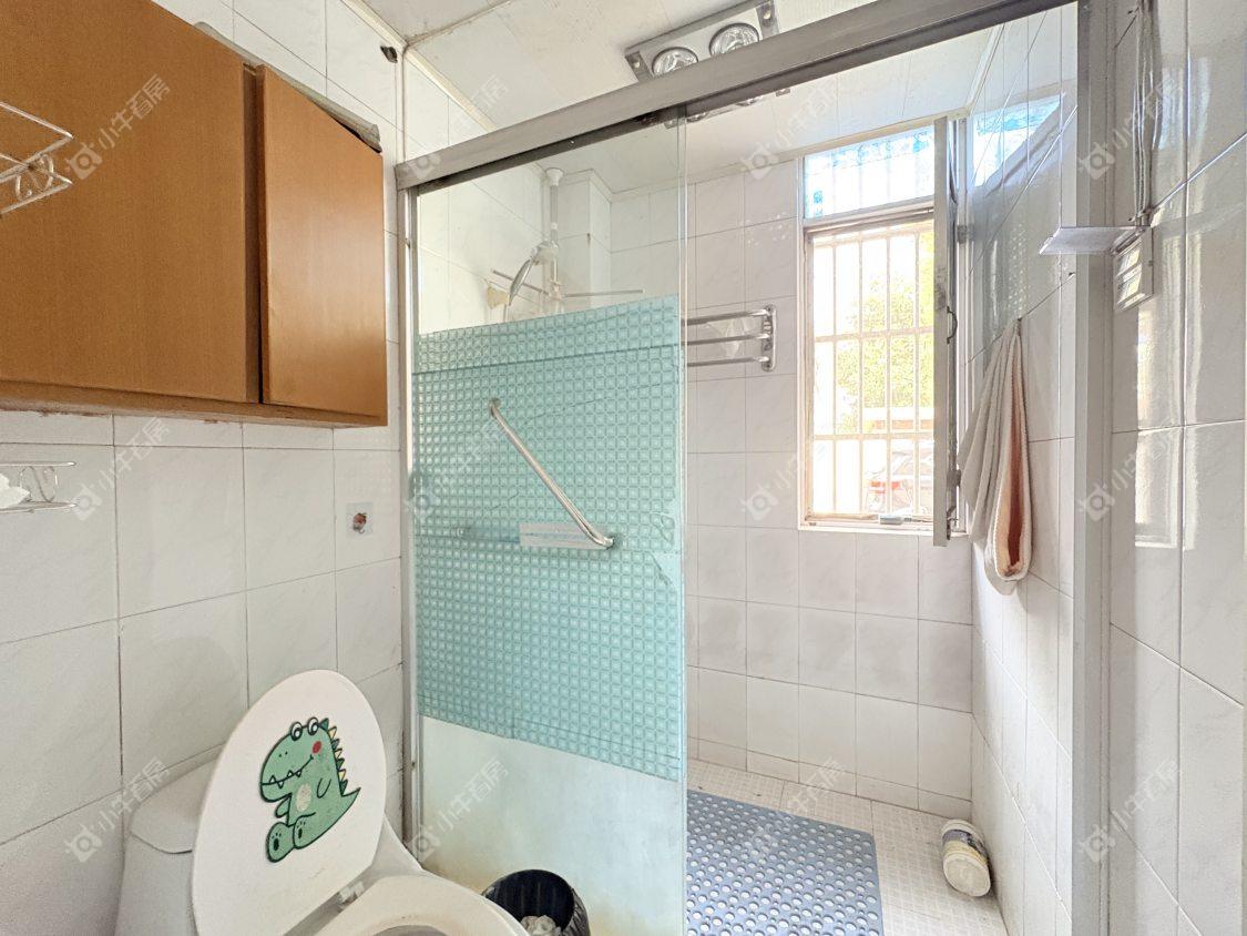 镇江龙凤新村在售二手房源室内图_小牛看房