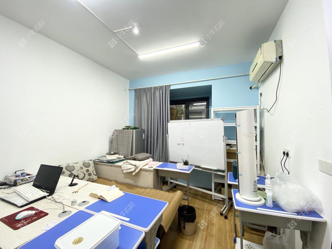 镇江中海时代都会在售二手房源室内图_小牛看房