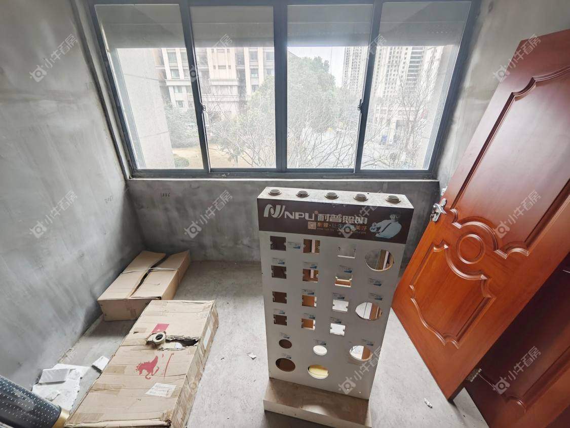 镇江紫竹园在售二手房源室内图_小牛看房