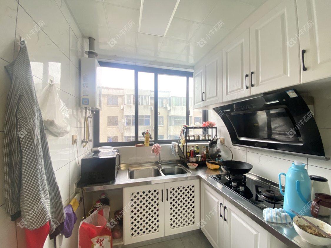 镇江龙凤新村在售二手房源室内图_小牛看房