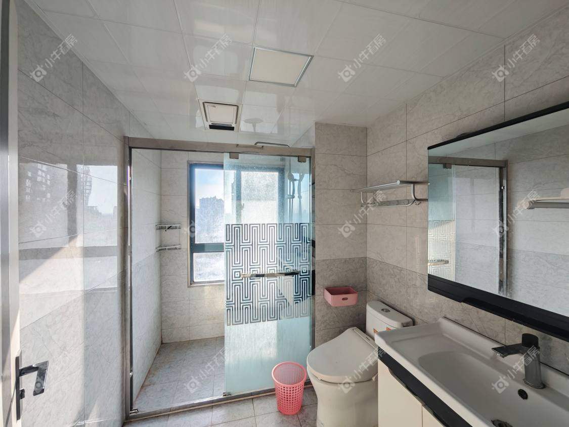 镇江荣城国际一期在售二手房源室内图_小牛看房