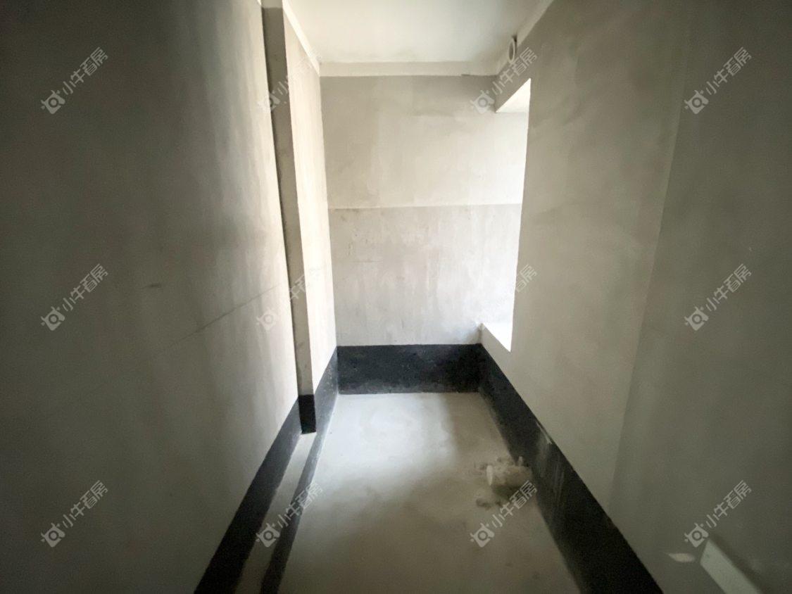 镇江碧桂园樾府在售二手房源室内图_小牛看房