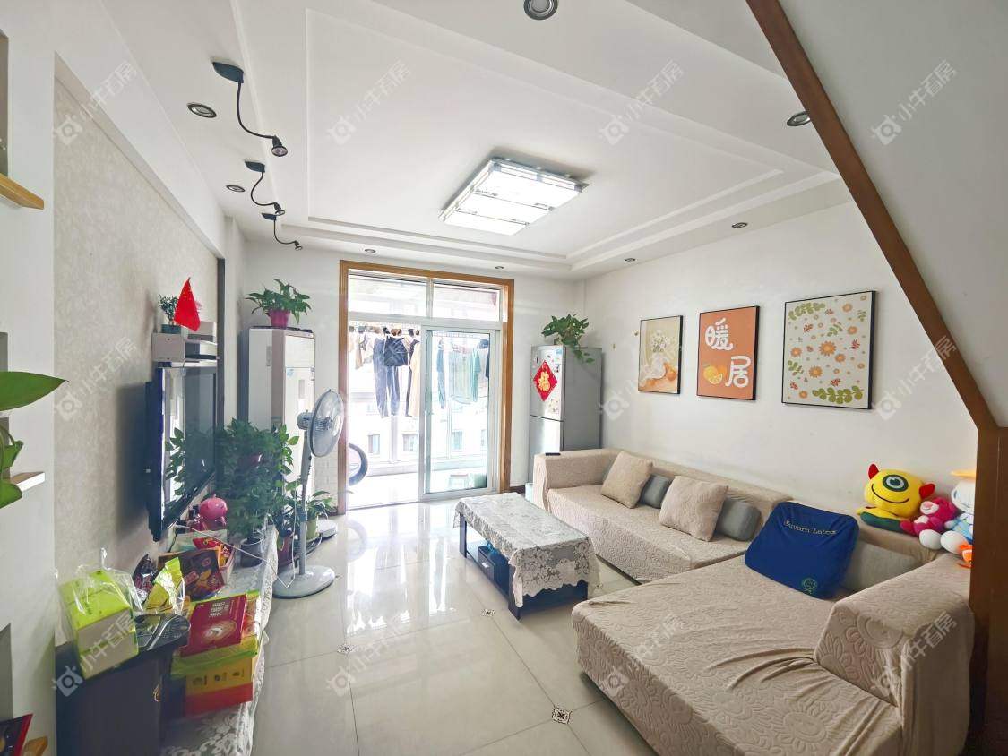 镇江东南新城在售二手房源室内图_小牛看房