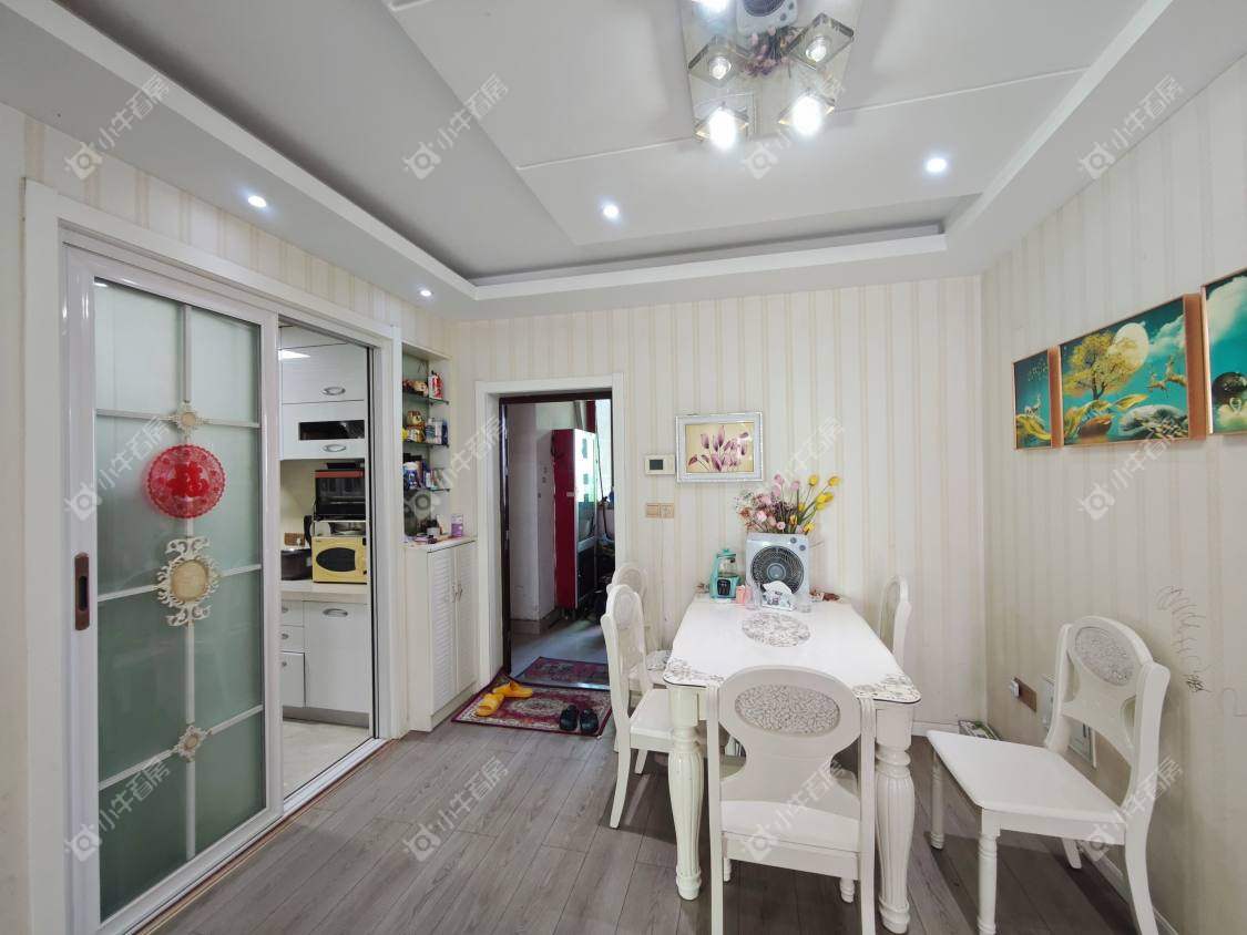 镇江金桥世纪城在售二手房源室内图_小牛看房