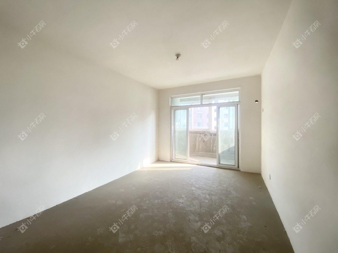 镇江嘉荟新城在售二手房源室内图_小牛看房