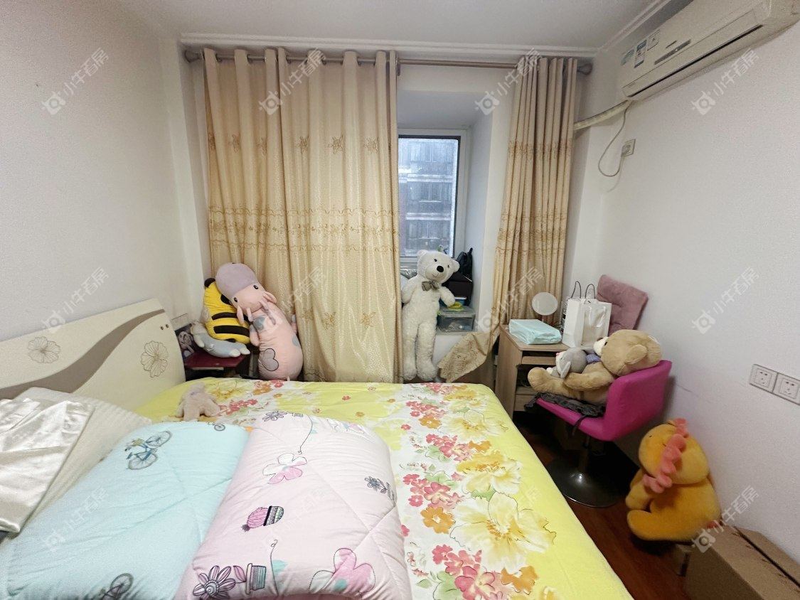 镇江芳草苑在售二手房源室内图_小牛看房