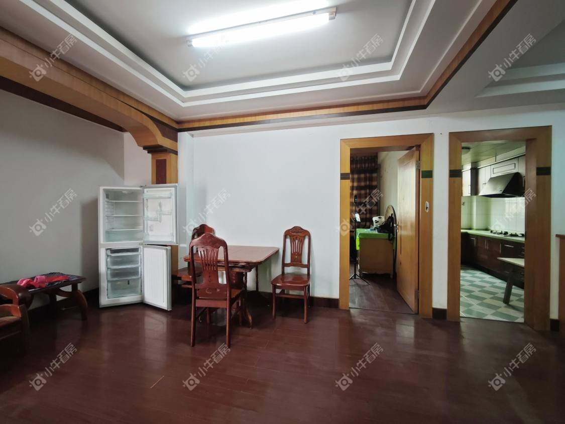 镇江曲园小区在售二手房源室内图_小牛看房