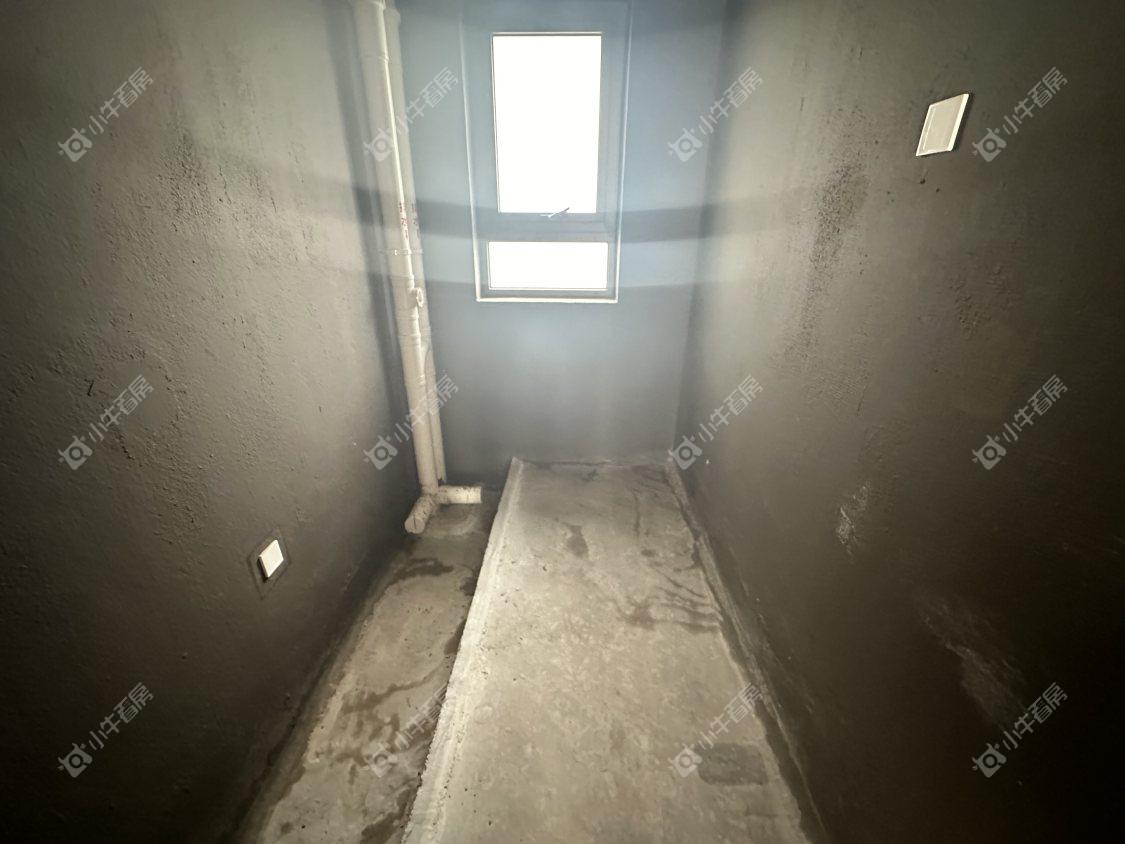 镇江中海臻如府在售二手房源室内图_小牛看房