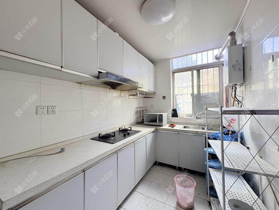 镇江龙凤新村在售二手房源室内图_小牛看房