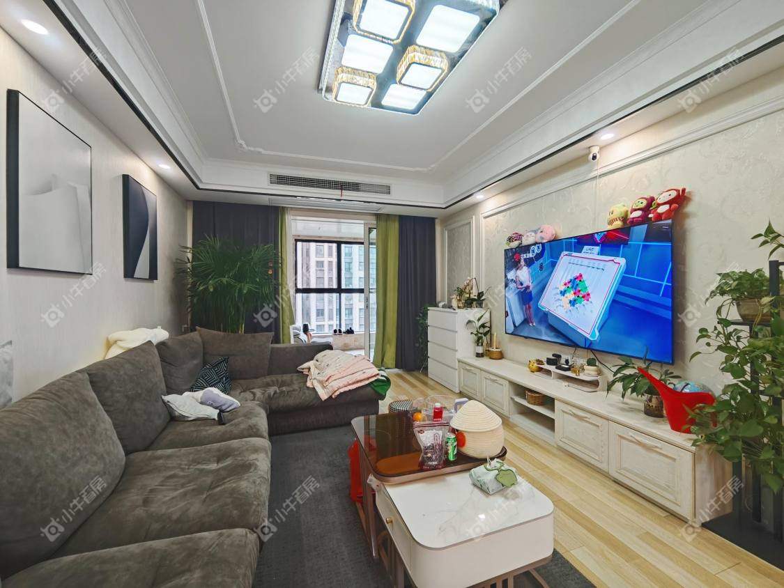 镇江滨河凤凰城在售二手房源室内图_小牛看房