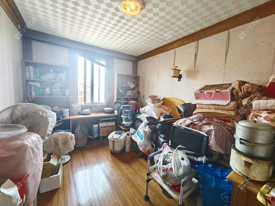 镇江生资公司公寓在售二手房源室内图_小牛看房