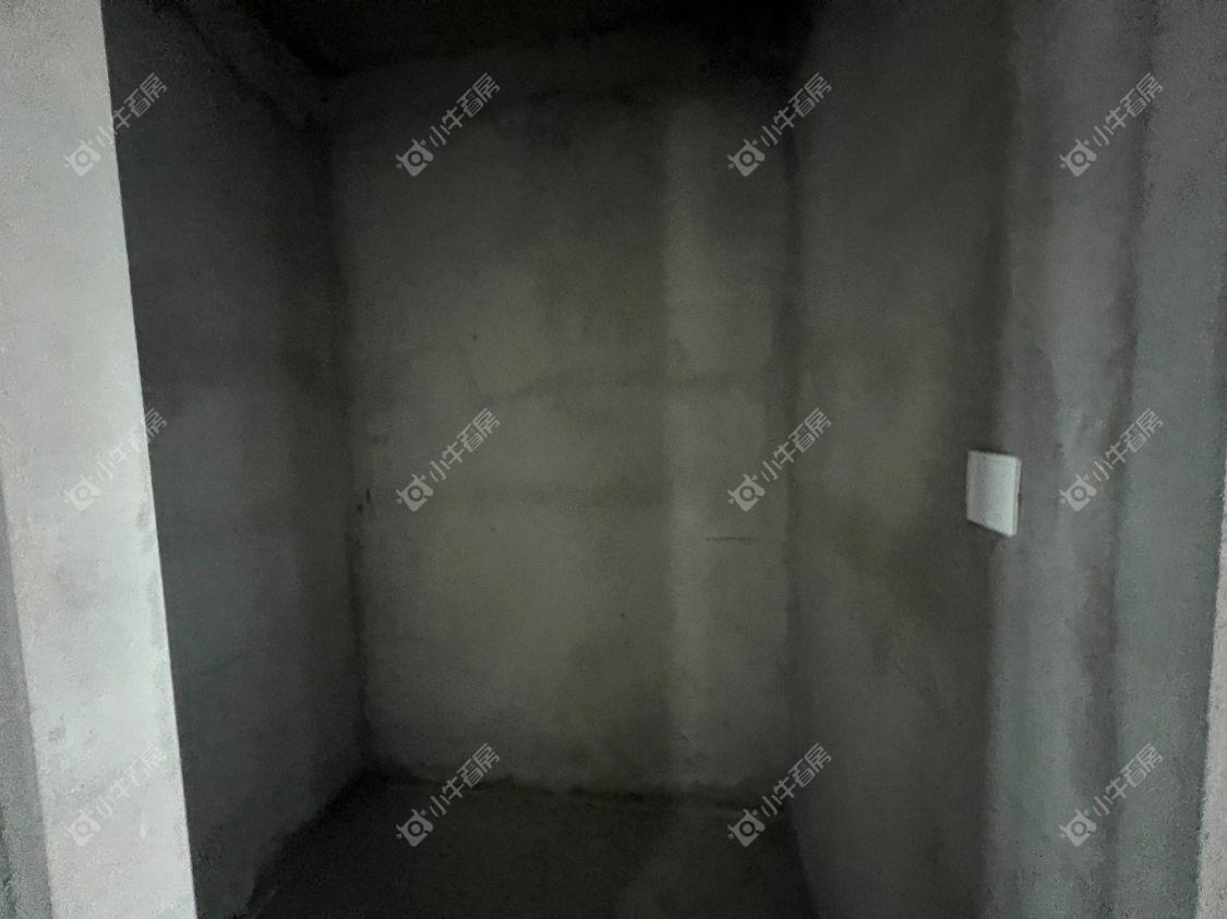 镇江荣城国际一期在售二手房源室内图_小牛看房