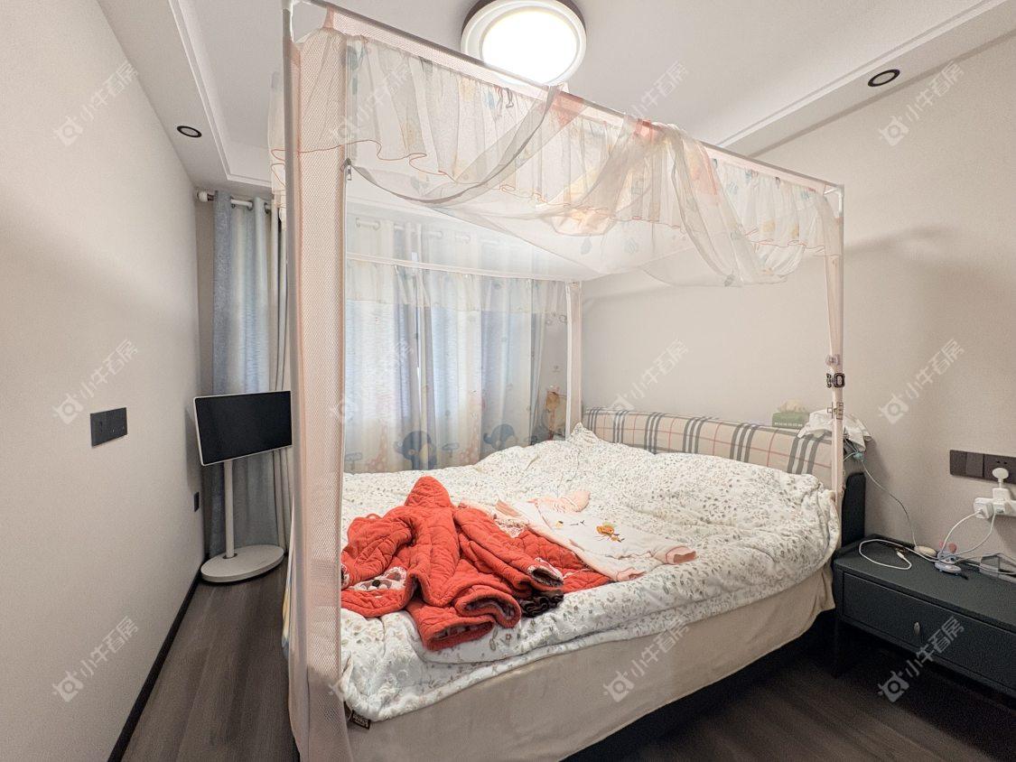 镇江凤熹台在售二手房源室内图_小牛看房