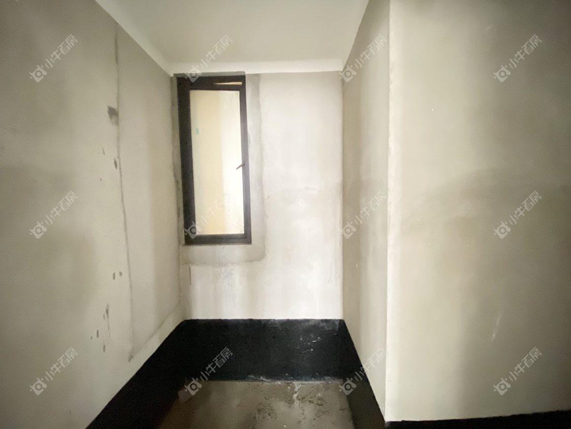 镇江昆仑华府在售二手房源室内图_小牛看房