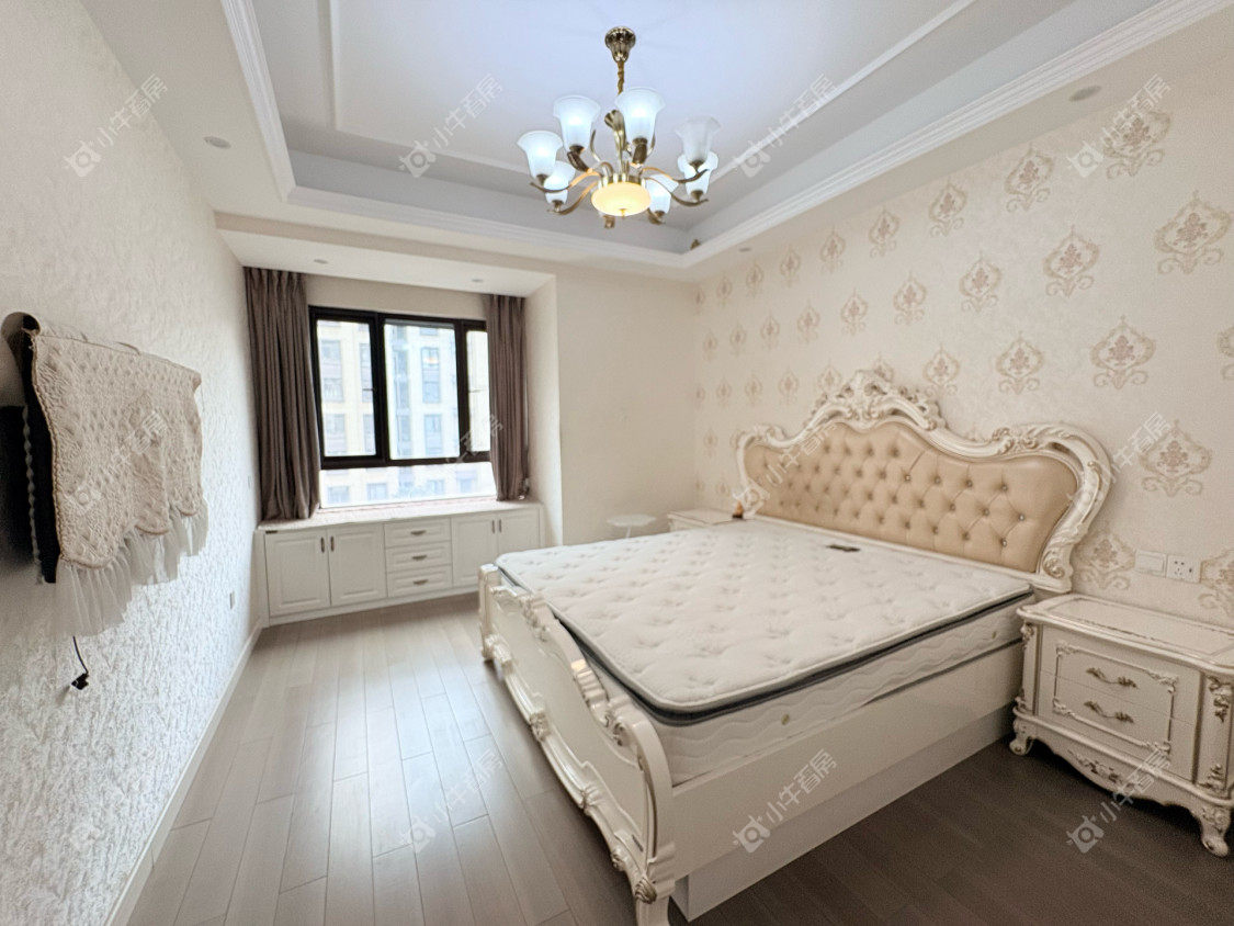 镇江滨河凤凰城在售二手房源室内图_小牛看房