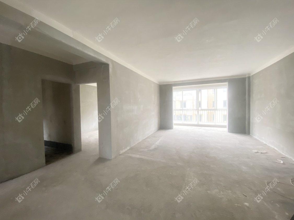 镇江和谐里在售二手房源室内图_小牛看房