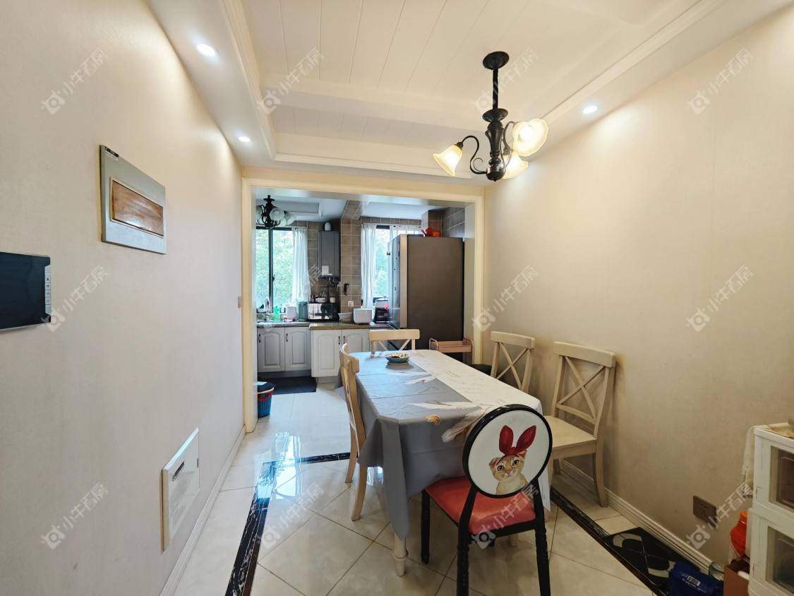 镇江世纪豪都在售二手房源室内图_小牛看房