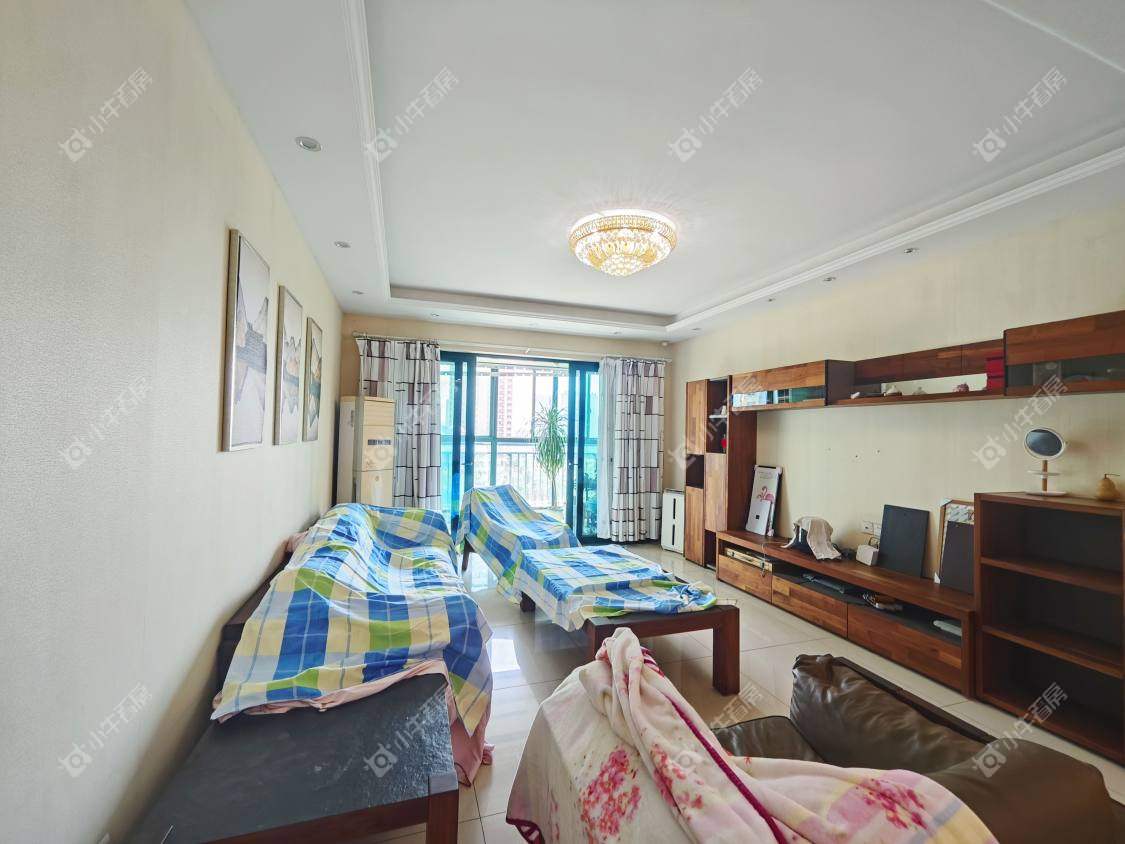 镇江恒大城在售二手房源室内图_小牛看房