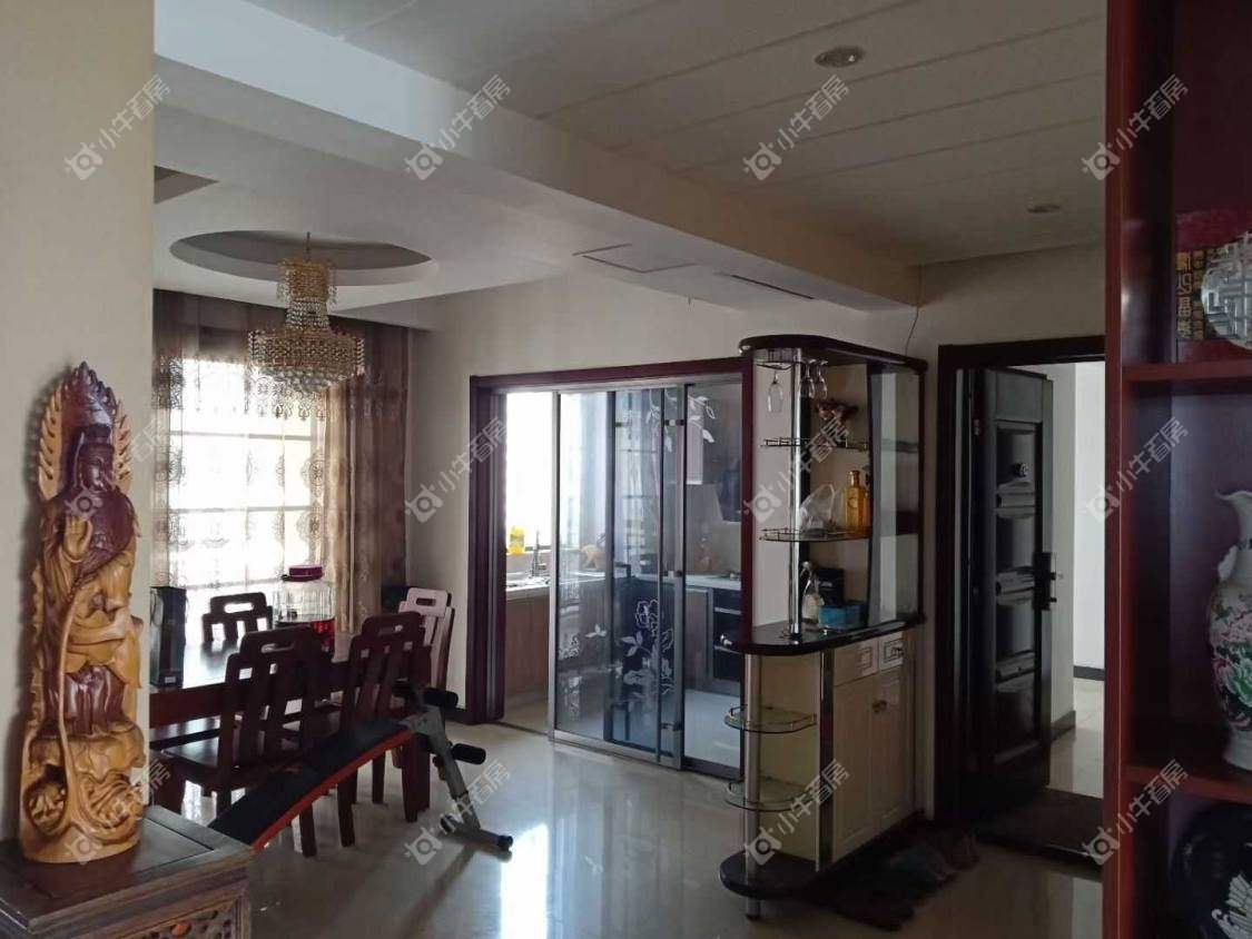 镇江凤凰国际在售二手房源室内图_小牛看房